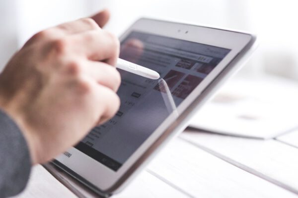 The management of mobile devices and the relative regulations