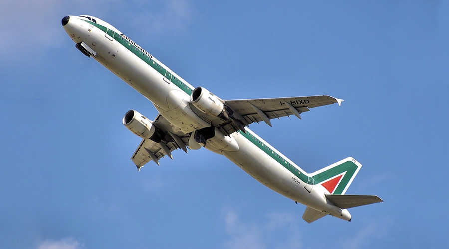 Alitalia (aggiornamento 4): presentate 32 manifestazioni di interesse non vincolanti a seguito del Bando del 17 maggio 2017