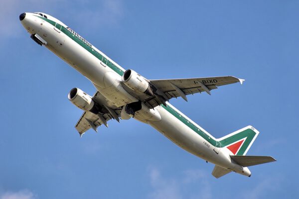 Alitalia (update 4): 32 non-binding expressions of interest have been submitted following the Call of May 17, 2017