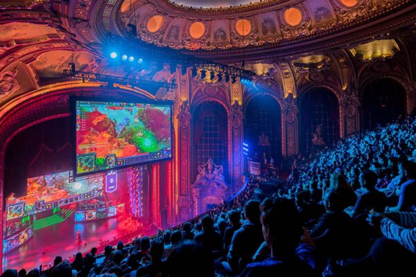 COMUNICATO STAMPA. A.I.eSp. ed EXP Legal per lo sviluppo del mercato italiano degli eSports